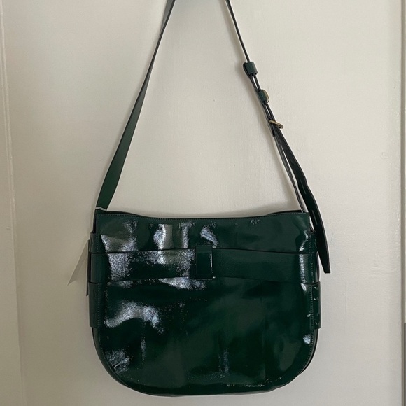 TORY BURCH GEMINI LINK CROSSBODY HOBO ADJUSTABLE PATENT LEATHER GOLD ACCENT BAG - Picture 7 of 15